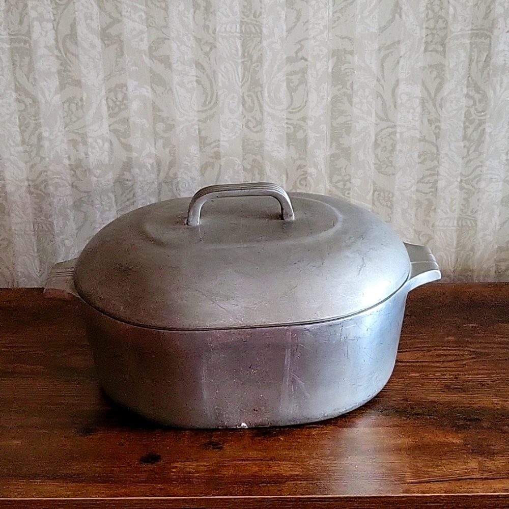 Vintage Wagner Ware Magnalite Sidney -0- Dutch Oven